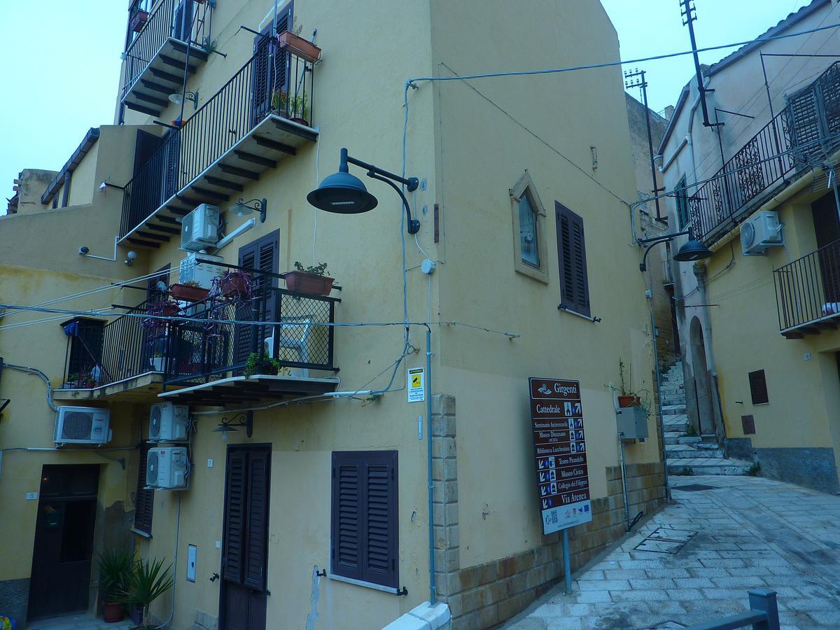 Duomo Rent Room & Flat Agrigent Exterior foto